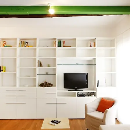 Apartment Frattina *